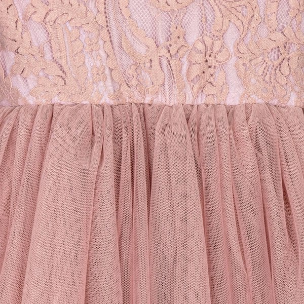 gathered waist detailing 