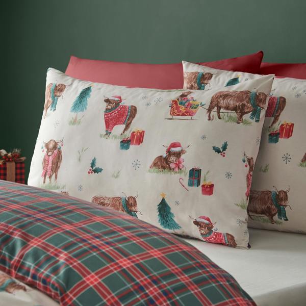 Catherine Lansfield Christmas Highland Cow Reversible Duvet Cover Set Natural