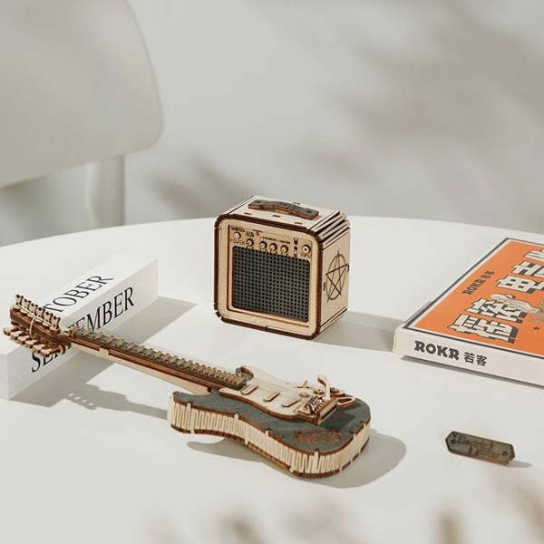 Dyzi 140 Piece Electric Guitar 3D Wooden Puzzle Model Kit
