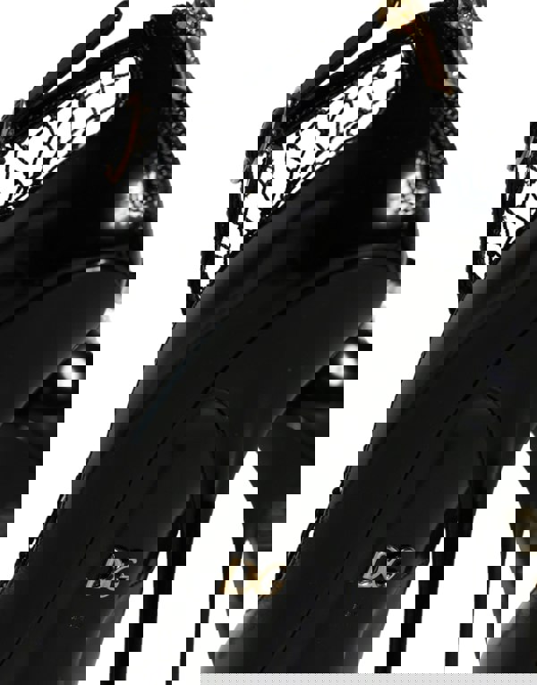 180048982.jpg
