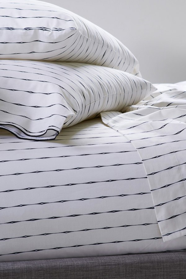 Novogratz Vintage Stripe Fitted Sheet