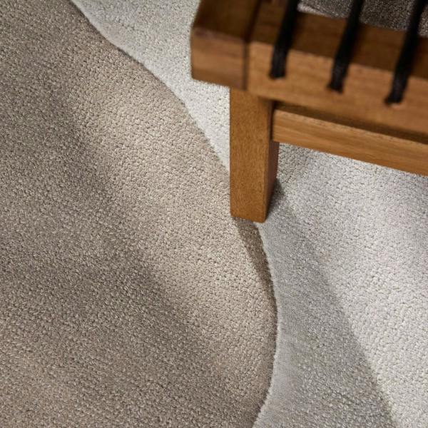 Wool Rug Clarissa Beige Grey Abstract design rug, high-low textured pile, easy to clean. 