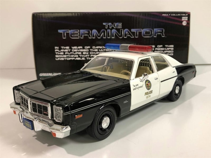 the terminator 1977 dodge monaco 1:24 scale greenlight 84101