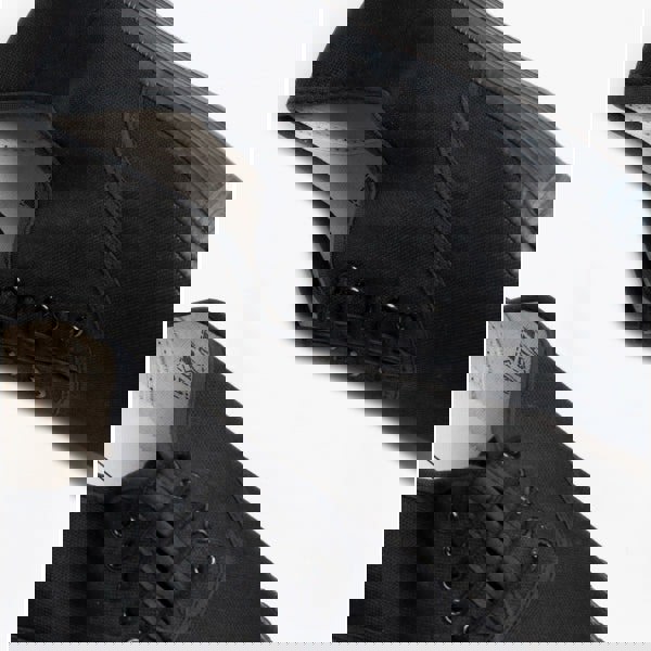 1640252181-70303100.jpg