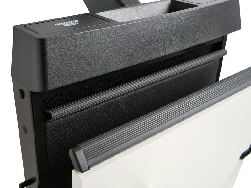 Corby 3300 Trouser Press in White & Black - UK Plug