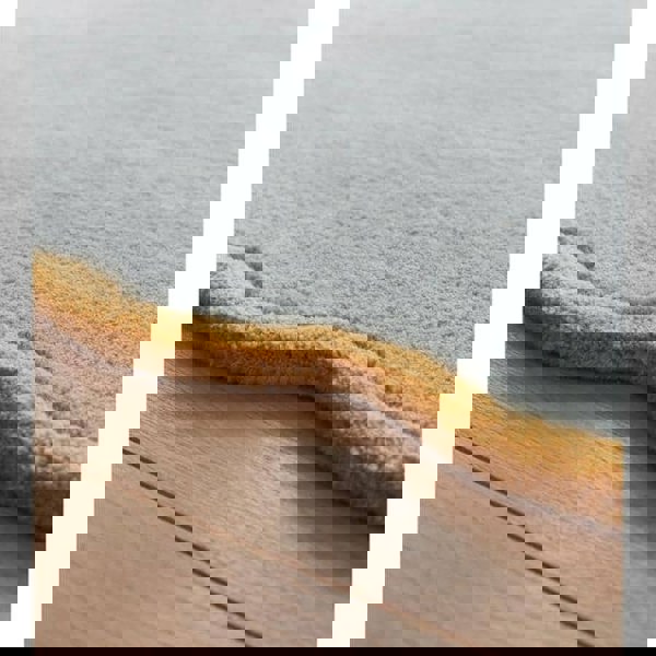 The Rugs Scalloped Elsie Bordered Design | Elegant Wool Rugs