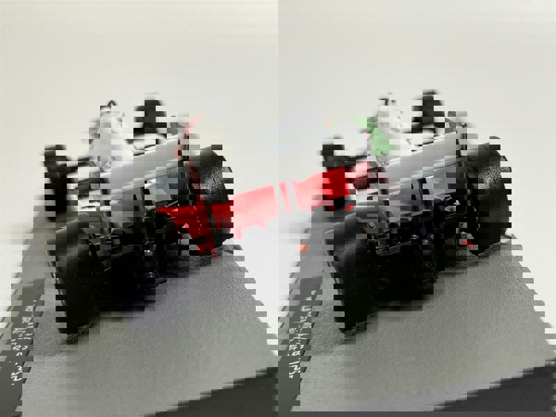 F1 Collection Alain Prost McLaren MP4 2b 1985 1:43 Scale