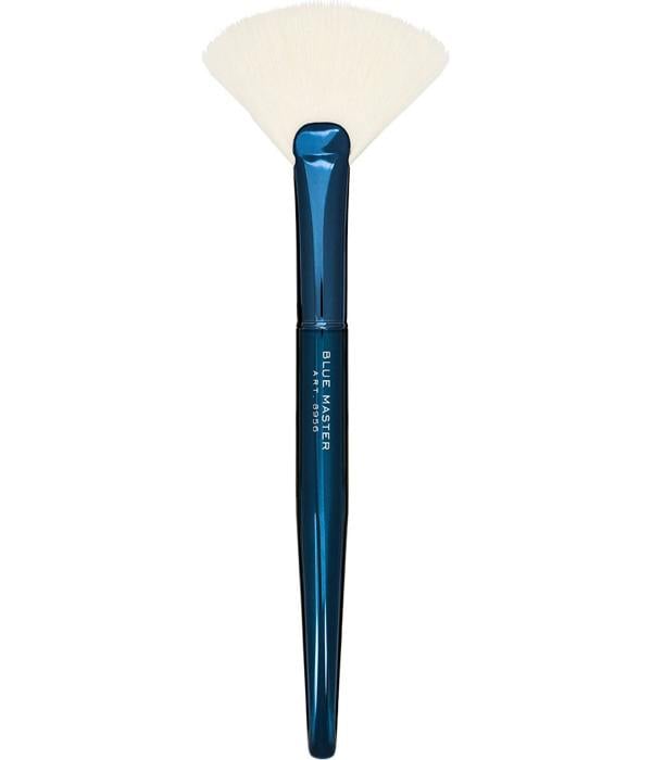 Kryolan Blue Master Fan Brush