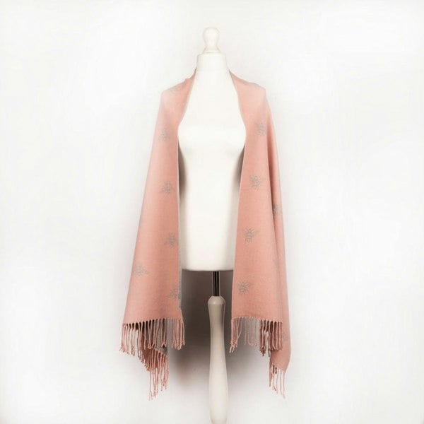 Super Soft Jacquard Scarves - Luxurious and Stylish