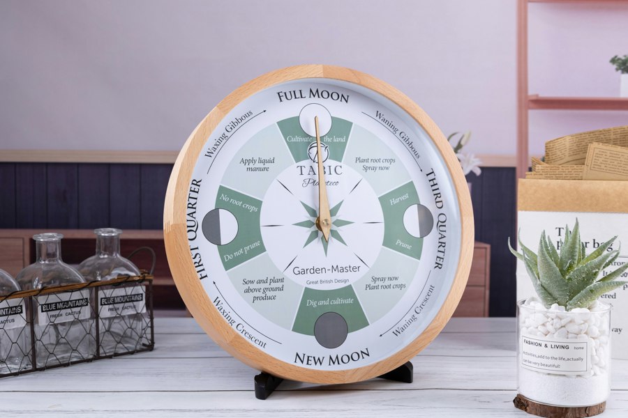 Tabic Moon Gardening clock - Planeteco Garden Master, the Best gardening tool for any Gardener