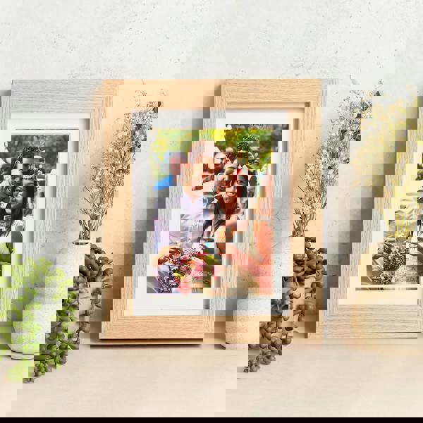 MijMoj Design Solid Oak Picture Frame with Mount - Natural Finish