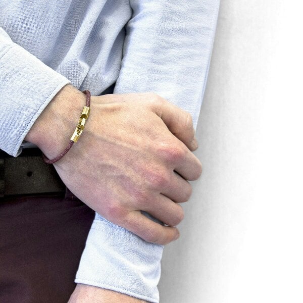Anchor & Crew Bordeaux Red Talbot 9ct Yellow Gold and Stingray Leather Bracelet