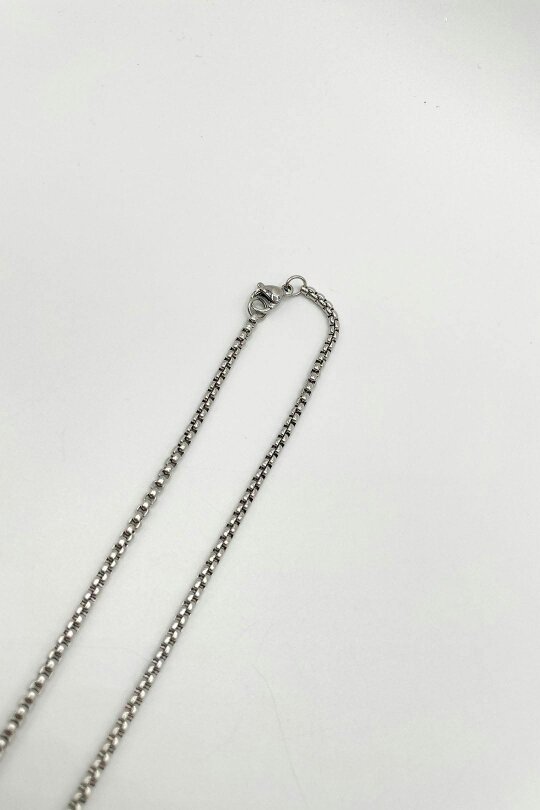 SVNX Cross Pendant Necklace in Silver
