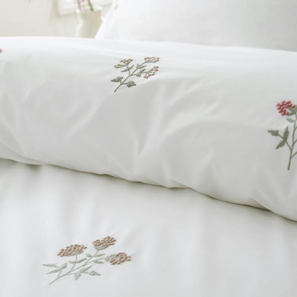 Bianca Adeline Floral Embroidered 200 Thread Count Cotton Duvet Cover Set White