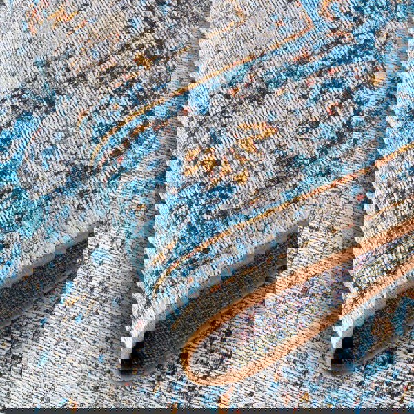 The Rugs Vintage Bordered Indoor-Outdoor Rug