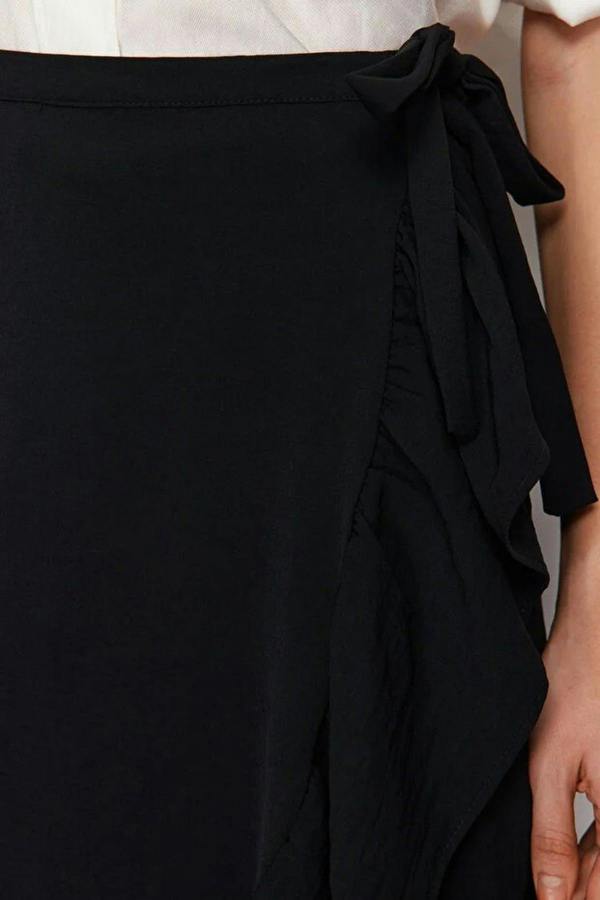WOVCOR Ruffled Woven Skirt