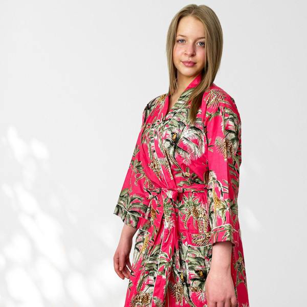 Hayley & Co Giraffe Print 100% Cotton Dressing Gown