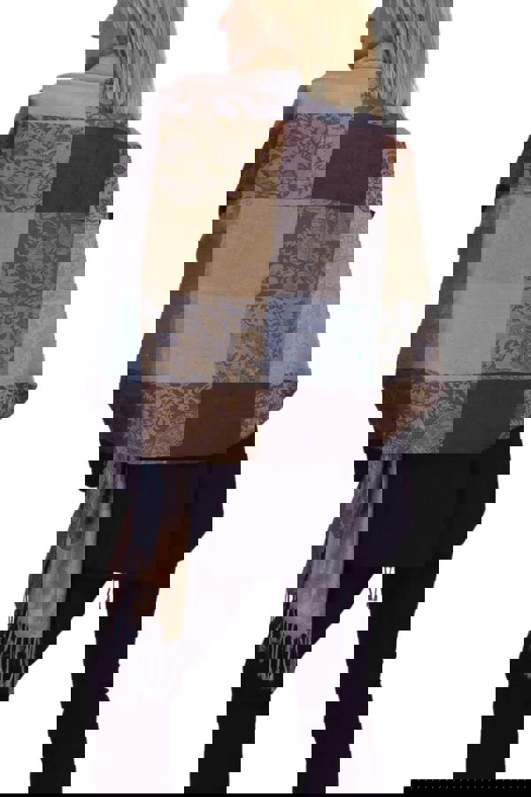 Paulo Due Paisley Design Pashmina-Style Scarf