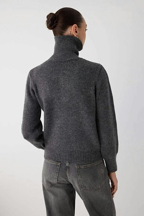 WOVCOR Knit Sweater with Zipper Detail
