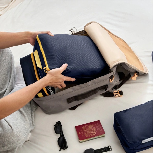 CabinZero Classic Clean Dirty Packing Cube L, Two Compartments and Mesh Window, Fully Flat