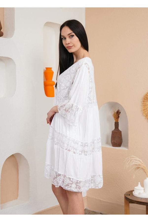 Hoxton Gal Relaxed Fit 3/4 Sleeves Lace Detailed V Neck Mini Dress in White