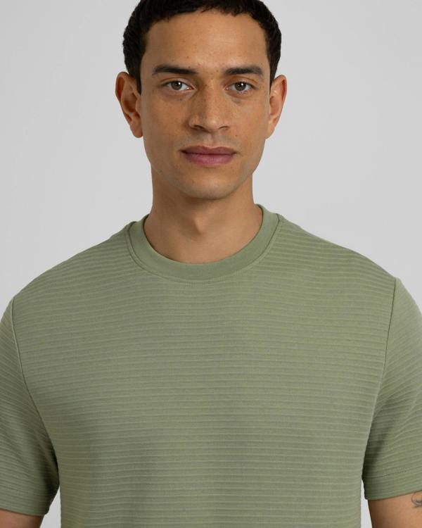 Steel & Jelly Windus - Horizontal Striped Rib Texture T-Shirt