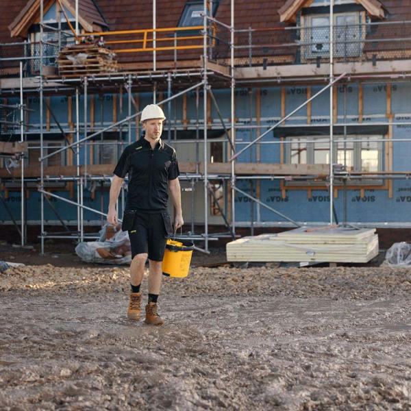 Whistler Stretch Shorts - Hi-Vis Trousers