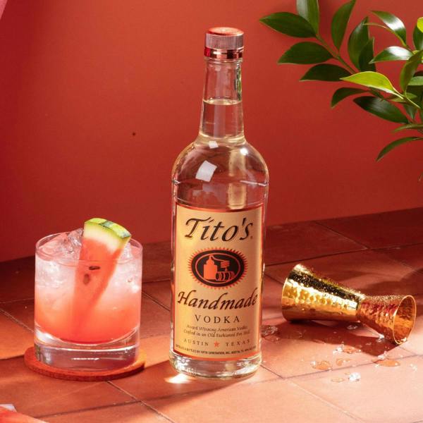Tito’s Handmade Vodka 70cl 40% ABV