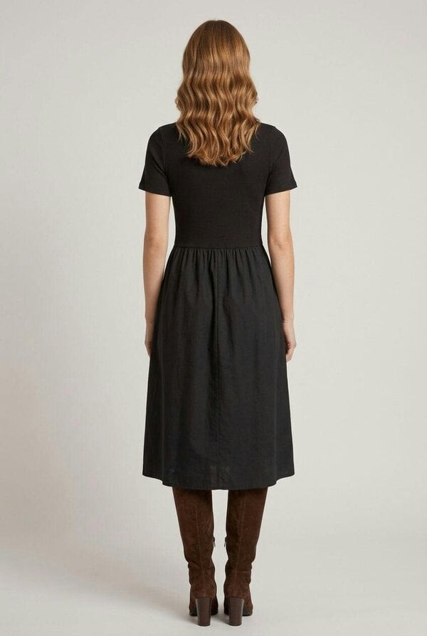 Izabel London Short Sleeve Contrast Texture Midi Dress