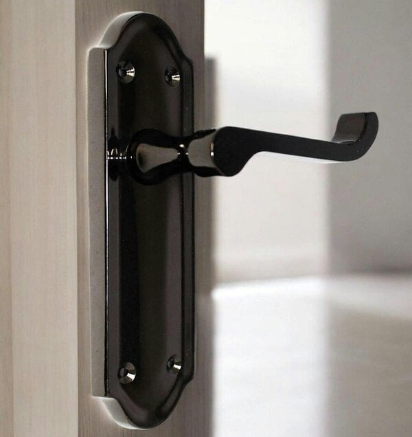 EDH Door Hardware Black Nickel Internal Door Handles Ashford Style Lever Latch – Epsom Pair Set