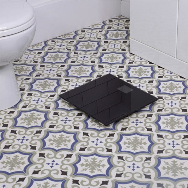 Aidapt Talking Bathroom Scales