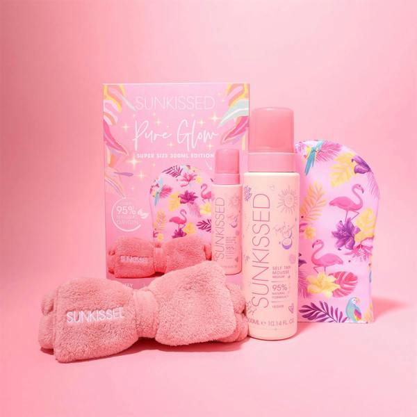 Sunkissed Pure Glow Super Size 300ml Tanning Gift Set Medium