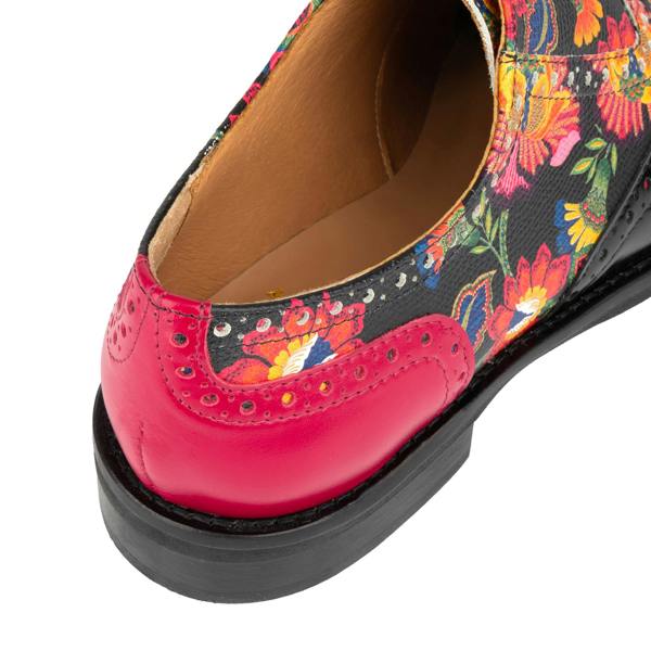 Embassy London Vivienne - Black & Red Flowers - Women's oxford lace-up shoe with brogue details