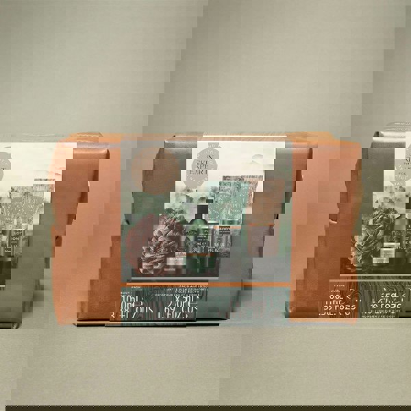 The Kind Edit Co. Skin Expert For Men Travellers Bag Gift Set