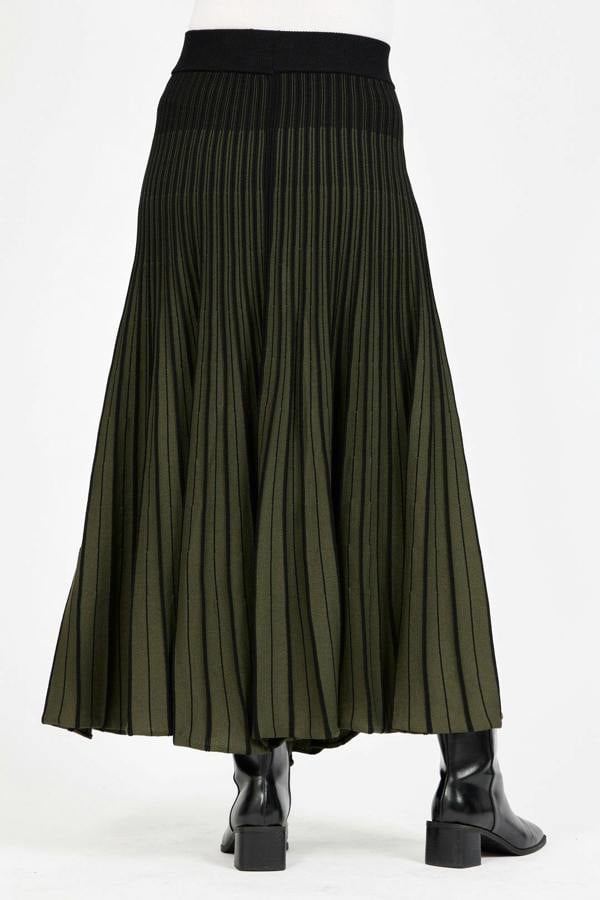 Mudflower Stripe Knitted Pleated Skirt