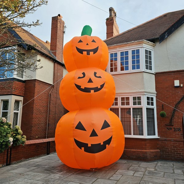 Samuel Alexander Giant: 20ft (6m) Inflatable Light up Halloween Stacked Pumpkin Decoration with 28 LEDs