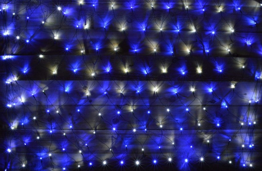 Samuel Alexander 1.7m x 1.2m 180 LED Premier Indoor Outdoor Multifunction Christmas Net Light with Timer in Blue & White