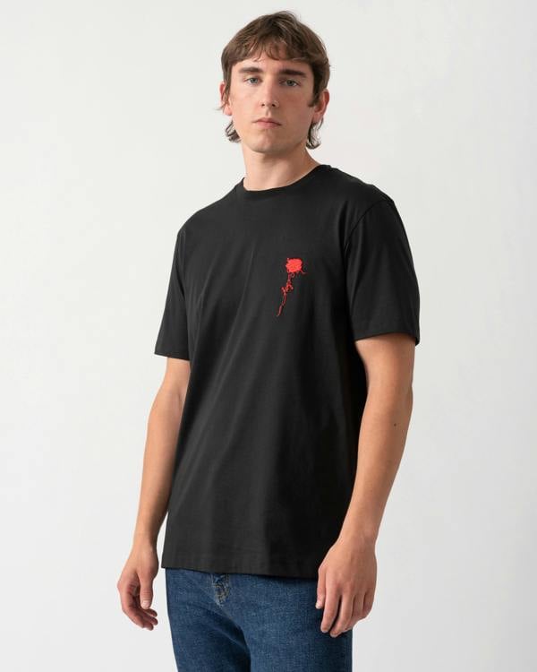 model wearing a HUGO Diflow Mens T-Shirt in Black 001