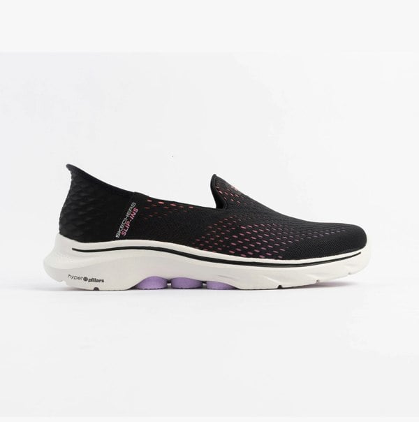 Skechers GO WALK 7 - KATNISS Womens Trainers Black/Multi