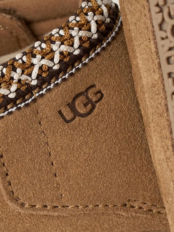 UGG Baby Tasman and Lovey Gift Set in Chestnut