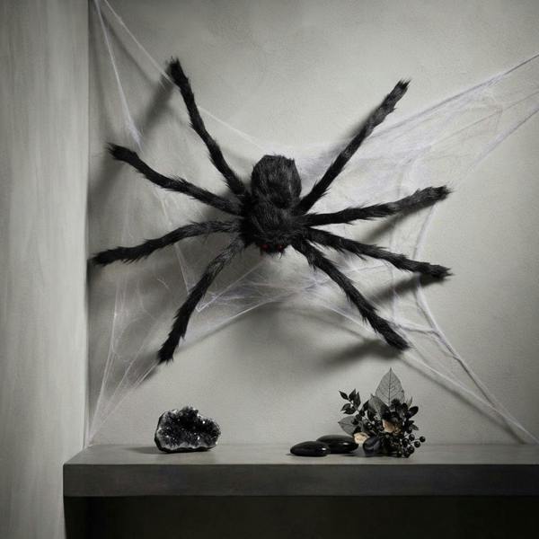 Garden Greatness Colossal Creepy Crawly Spider Display