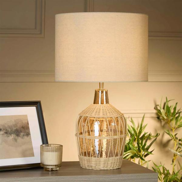 Boho‑Style Rattan Table Lamp in Warm Natural Finish
