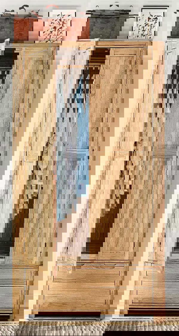 Comfy Living Stafford Bedroom Furniture: Experience Elegance with Oak Effect Design