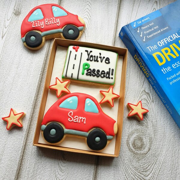 The Cookie Collaboration Hand-iced, Personalised 'You've Passed!' Cookie LETTERBOX GIFT/Driving test