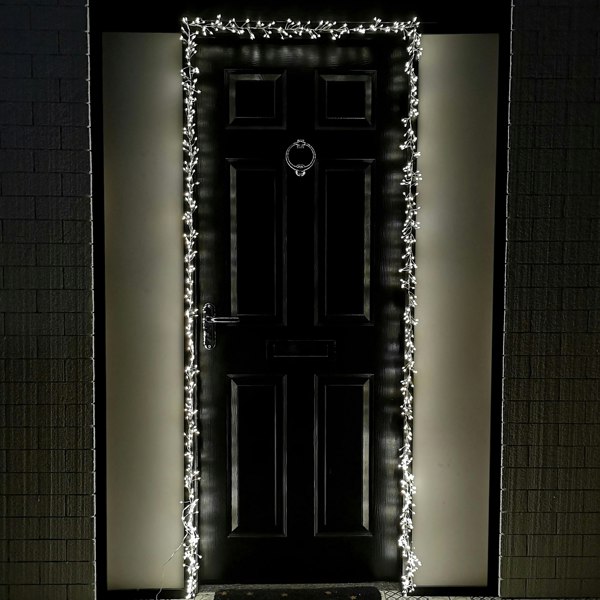 Samuel Alexander 5.5m 880 LED Indoor Outdoor Christmas Door Lights in Warm White