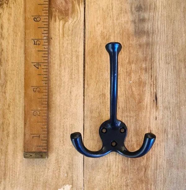 Cast Iron Flat Top Triple Hook In Epoxy Black - 125mm