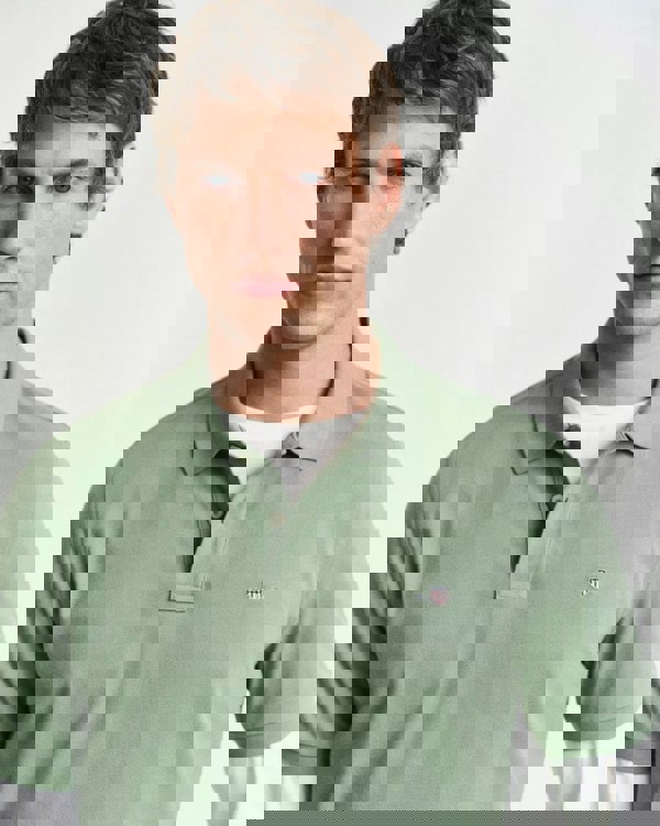 GANT Mens Regular Fit Short Sleeve Shield Logo Pique Polo - 362 Kalamata Green