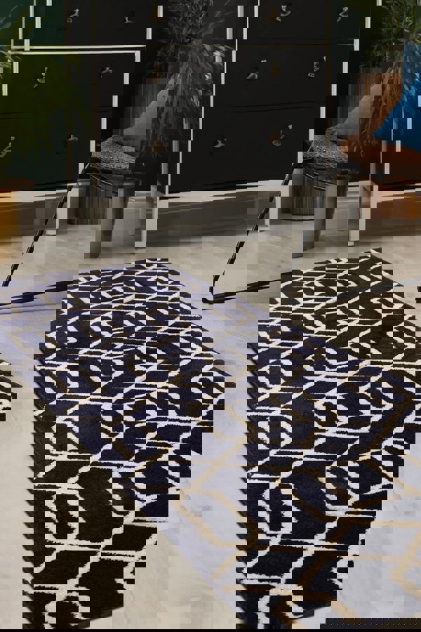 Newport Lattice Rug – Textured Geometric