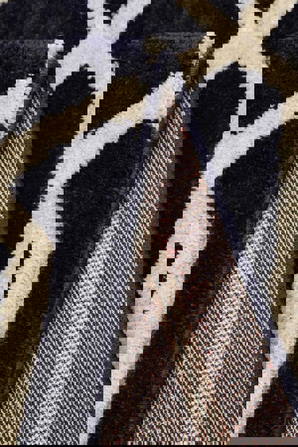 Newport Lattice Rug – Textured Geometric