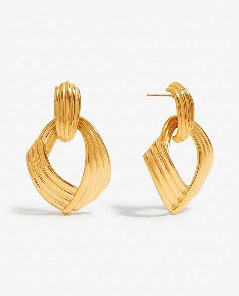 Elk & Bloom Large Thick 14K Gold Ribbed Drop Hoop Studs